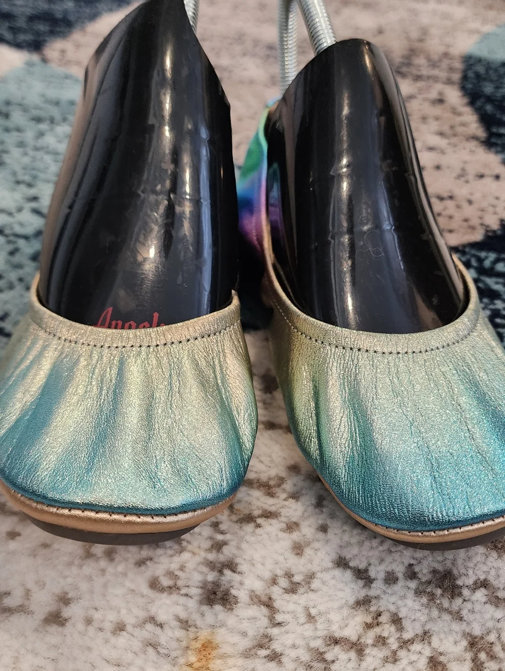 The Storehouse Flats Northern Lights Rainbow Foldable Ballet Size 8 Classic
